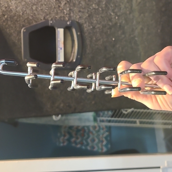 Vintage Metal Tie Rack - Picture 5 of 5